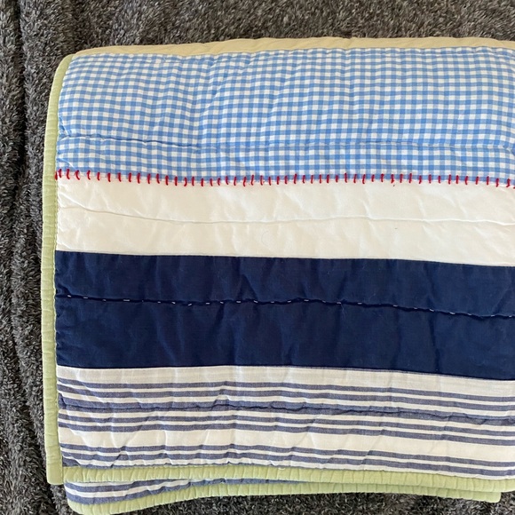 Quilted Multi colored baby Quilt - Picture 8 of 10